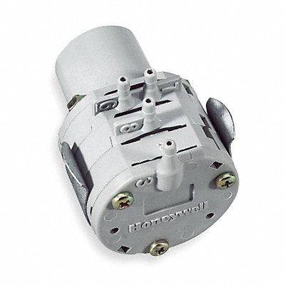 HONEYWELL RP670A1001 Pneumatic Relay 3 to 7 psi DPST