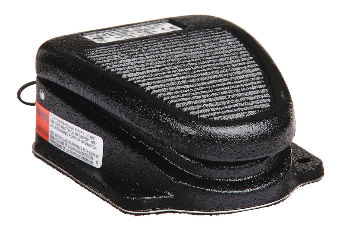 LINEMASTER 636S Foot Switch Black CastIron SPDT Momentary