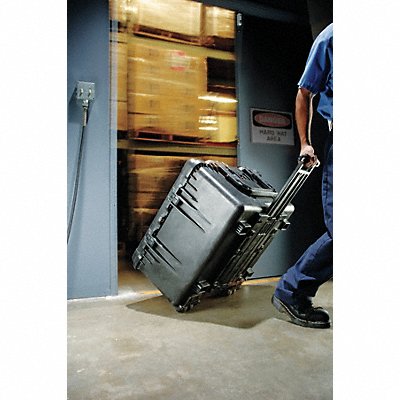PELICAN 1640 Protective Case Black 27-13/64 in.L