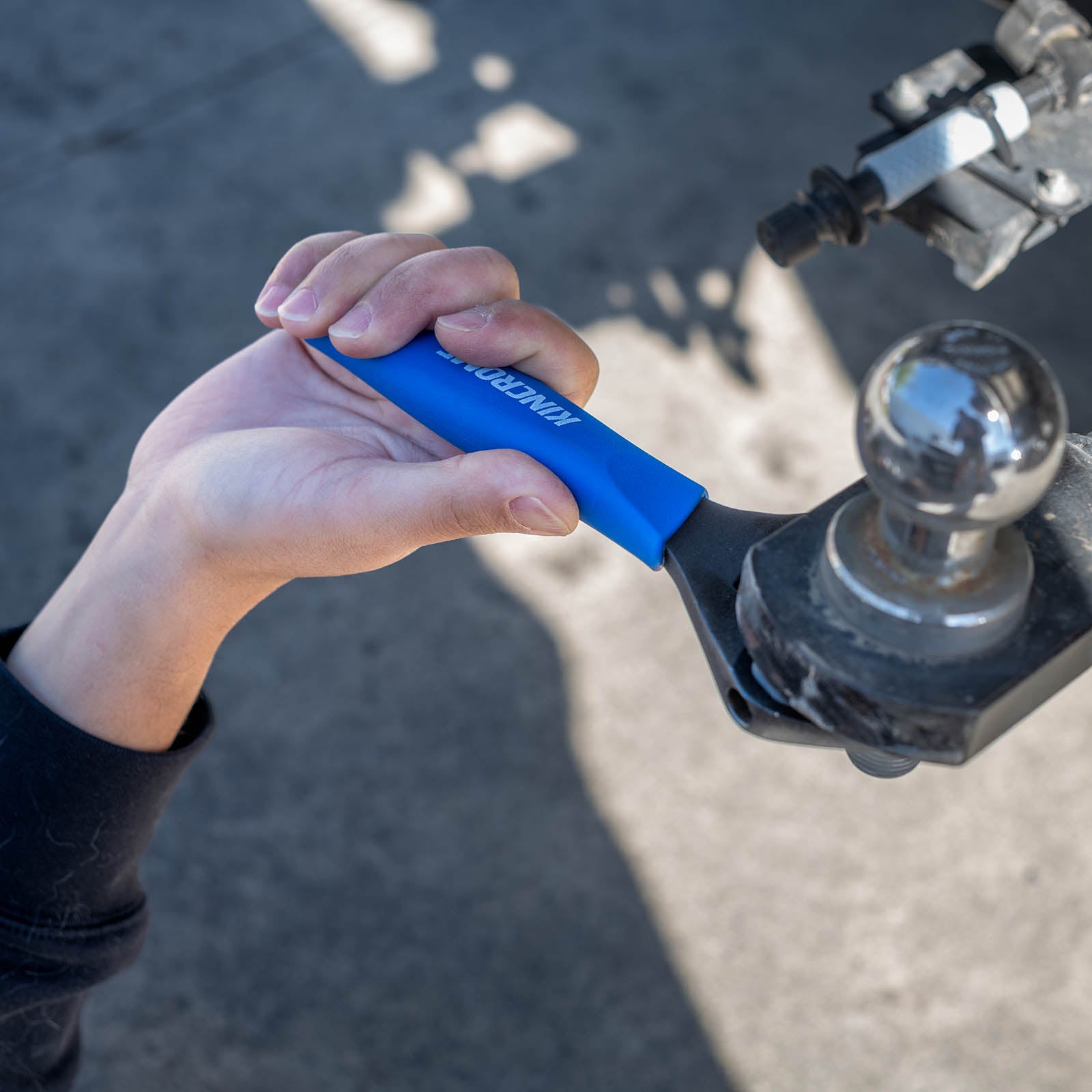 Kincrome K4310 250mm Adjustable Wide Mouth Wrench - view 7