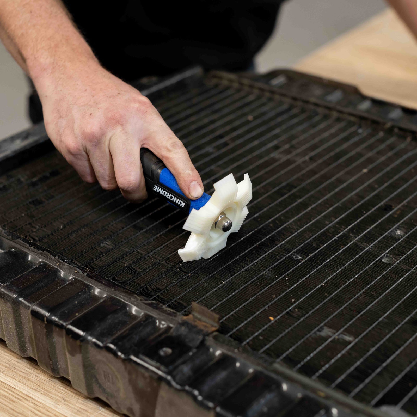Kincrome K8678 Radiator Fin Straightener - view 8