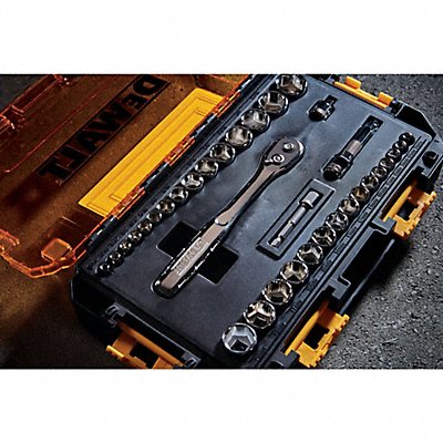 DEWALT DWMT45034 Socket Set 1/4in Dr and 3/8in Dr 34pcs