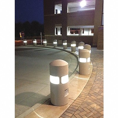 WAUSAU TILE TF6084W22 Bollard Round 18in.Lx18in.Wx42in.H