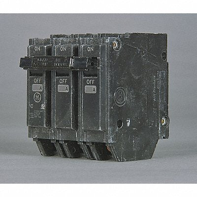 GE THQL32030 Circuit Breaker 30A Plug In 120/240V 3P