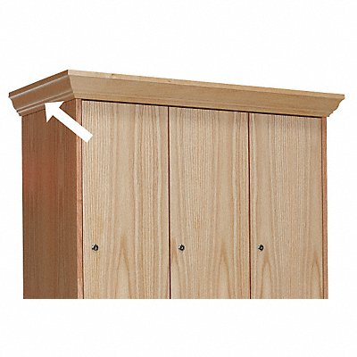 HALLOWELL WCME18WRO Crown Molding 18 Wx18 D Red Oak