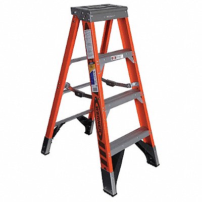 WERNER 7404 Stepladder Fiberglass 4 ft H 375 lb Cap