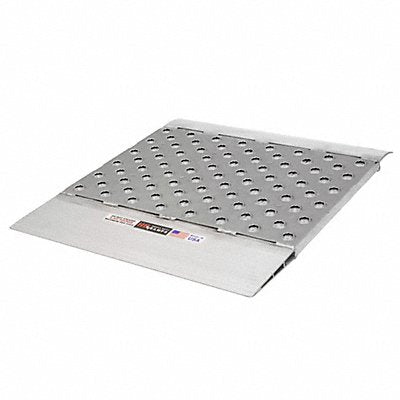 HEAVY DUTY RAMPS Q9969 Grit Coat Container Ramp 2 in Thickness