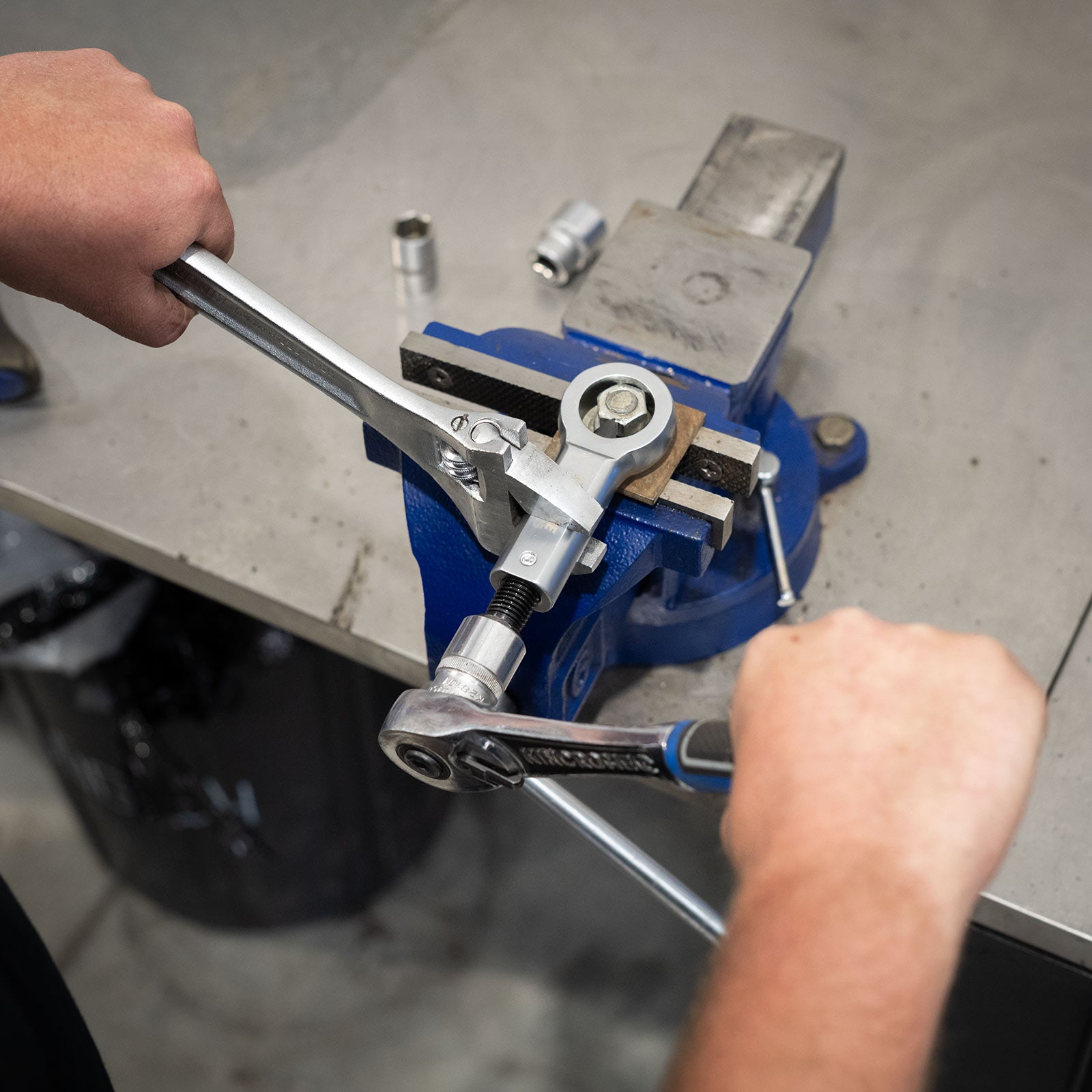 Kincrome K8209 Nut Splitter 22 - 27mm - view 5