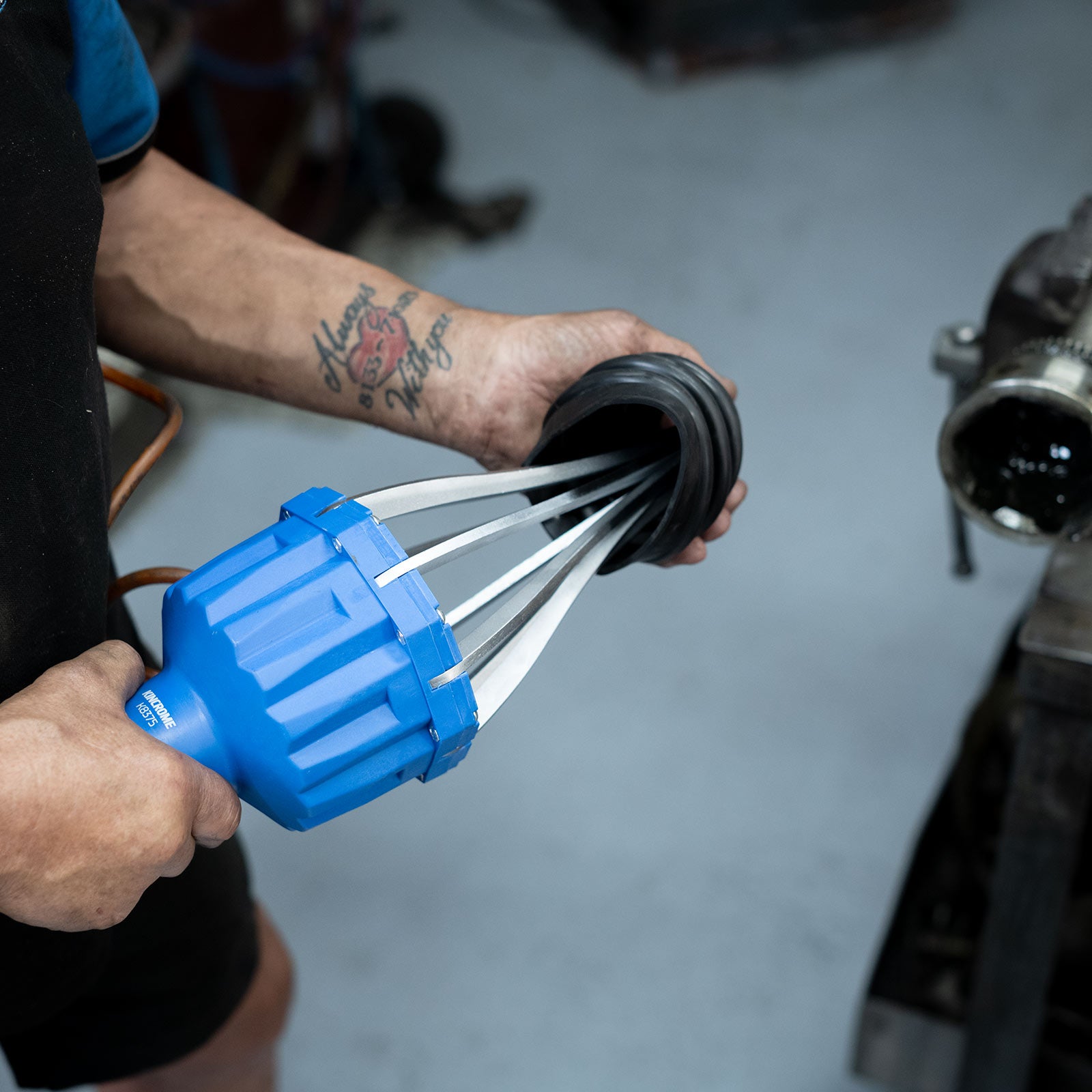 Kincrome K8375 CV Boot Installation Tool - view 5